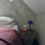 别墅 The L Lodge, Ocean View Private Garden 里贝拉布拉瓦