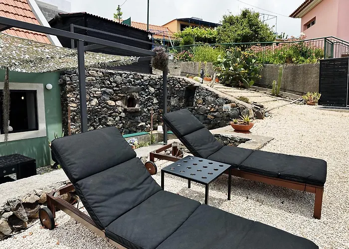 The L Lodge, Ocean View Private Garden *