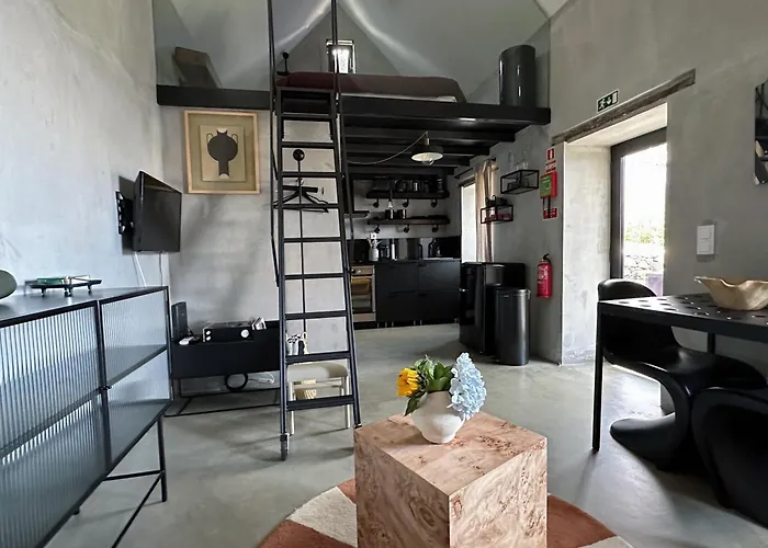 The L Lodge, Ocean View Private Garden